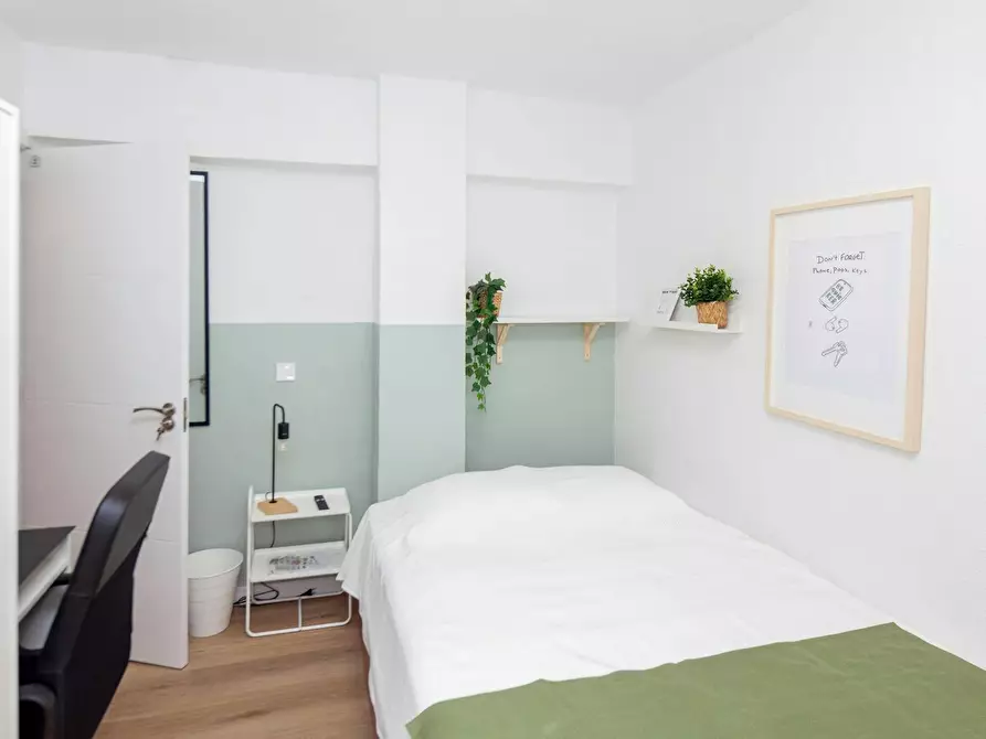 Immagine 3 di Camera in affitto  in Carrer de Vidal de Blanes a Valencia