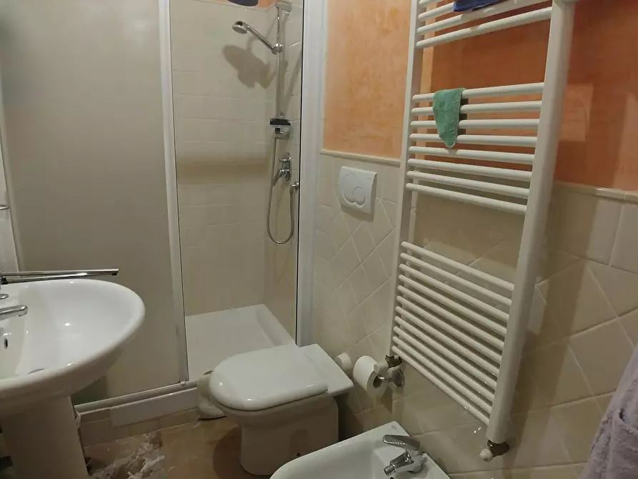 Immagine 6 di Camera in affitto  in Via Giovanni Fabbroni a Firenze