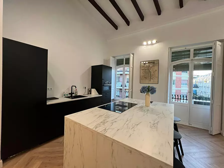 Immagine 3 di Appartamento in affitto  in Carrer de Cadis a Valencia