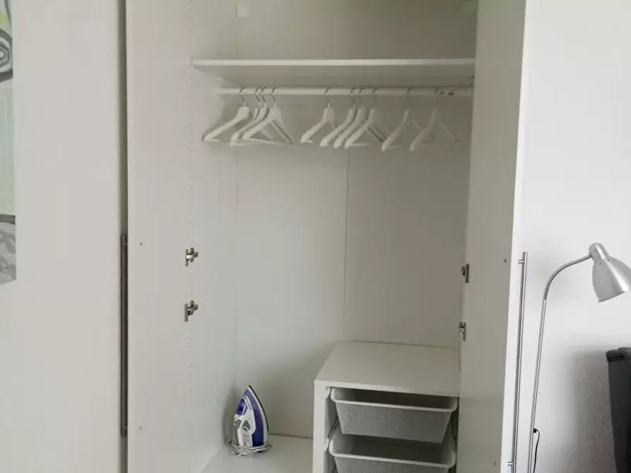 Immagine 4 di Appartamento in affitto  in Bagelstraße a Düsseldorf