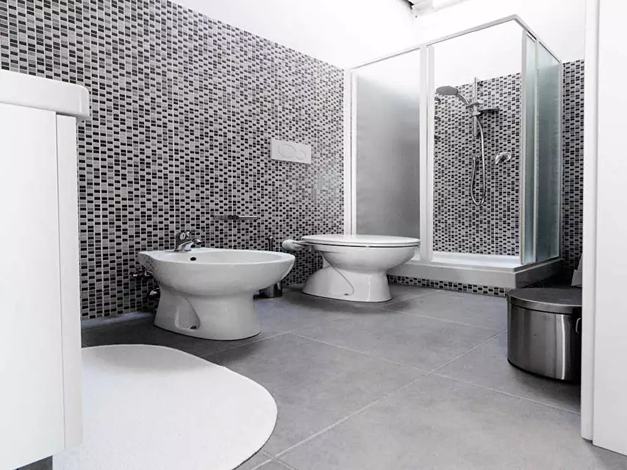 Immagine 8 di Camera in affitto  in Via Oreste Regnoli a Bologna