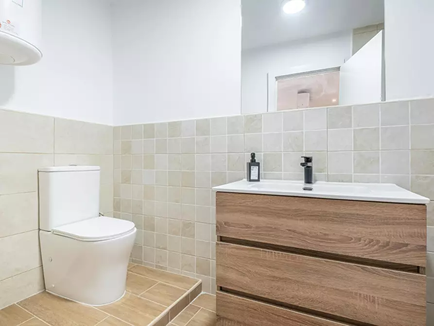 Immagine 8 di Camera in affitto  in Rambla de Méndez Núñez a Alicante/Alacant