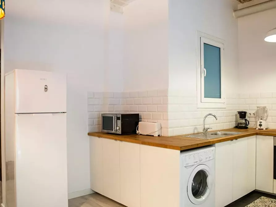 Immagine 7 di Appartamento in affitto  in Carrer dels Tallers a Barcelona
