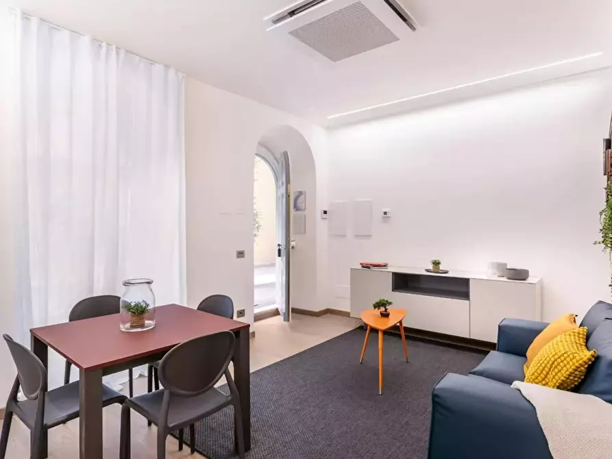 Immagine 1 di Appartamento in affitto  in Via Cavour a Roma