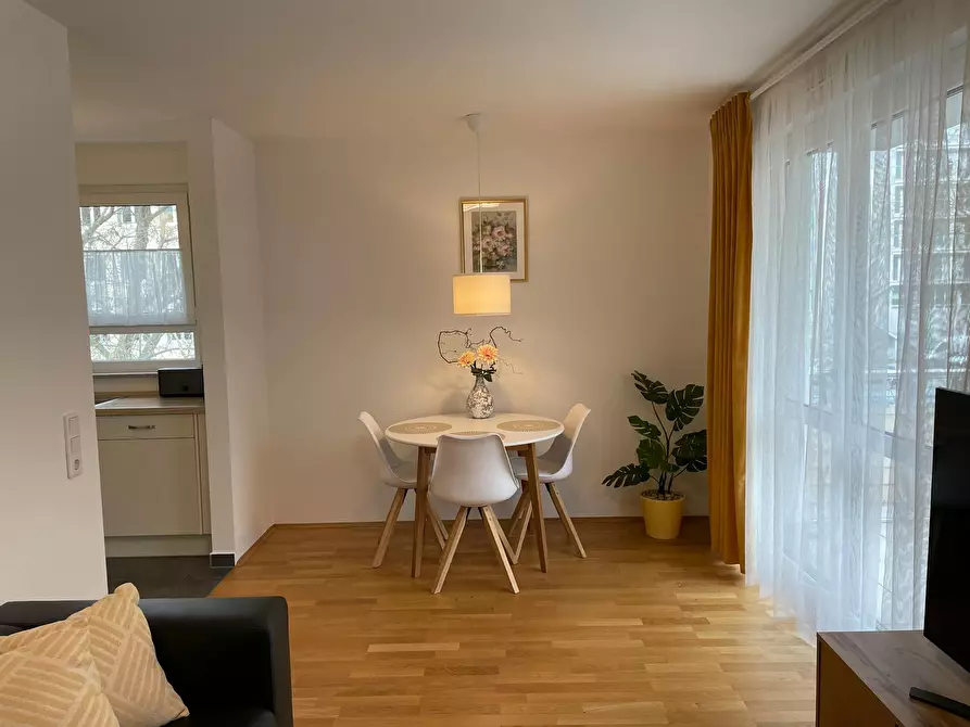 Immagine 3 di Appartamento in affitto  in Zähringerstraße a Wiesbaden