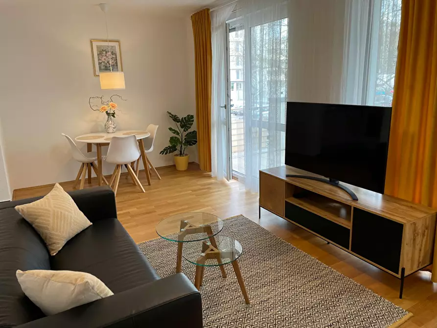 Immagine 1 di Appartamento in affitto  in Zähringerstraße a Wiesbaden