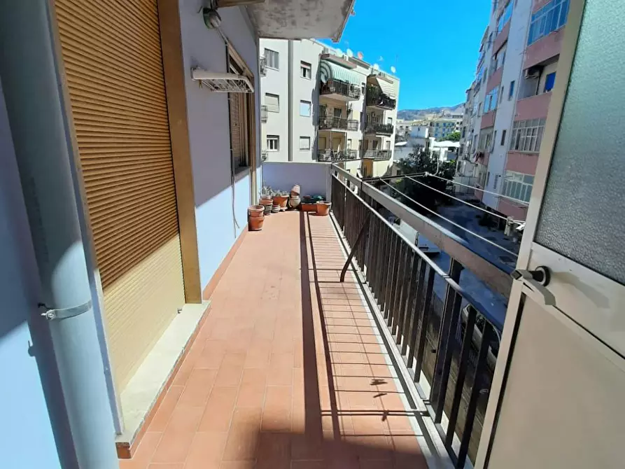 Immagine 10 di Camera in affitto  in Via Aurora a Reggio Di Calabria