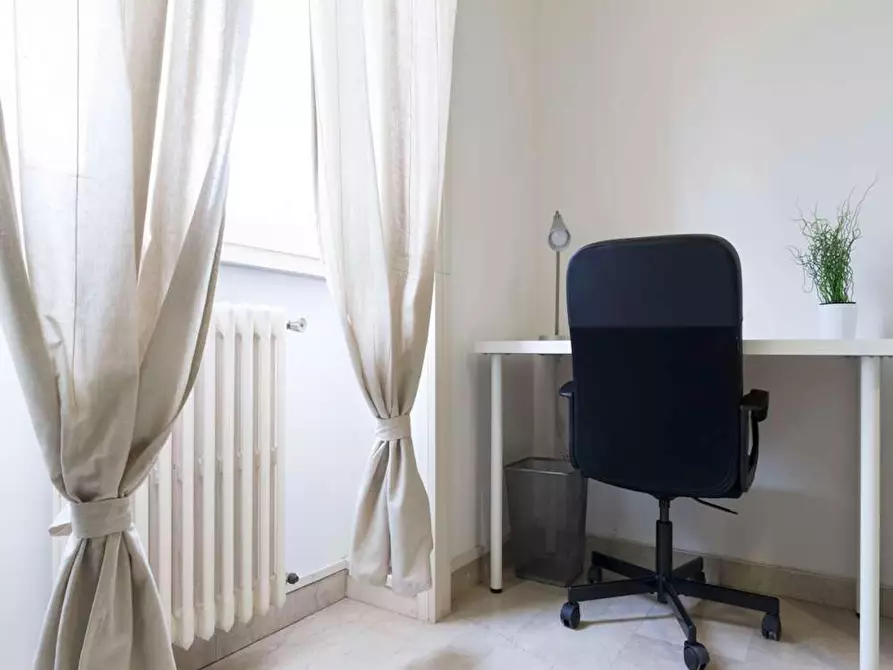 Immagine 6 di Camera in affitto  in Corso San Gottardo a Milano
