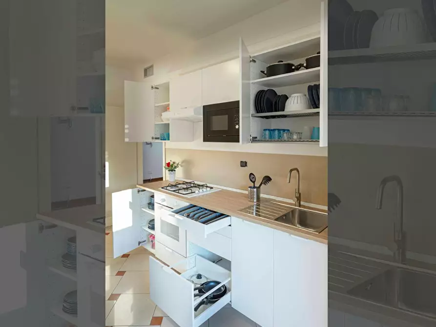 Immagine 9 di Camera in affitto  in Via Padova a Milano