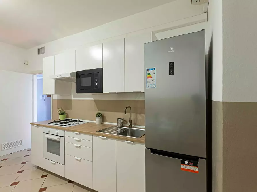 Immagine 7 di Camera in affitto  in Via Padova a Milano