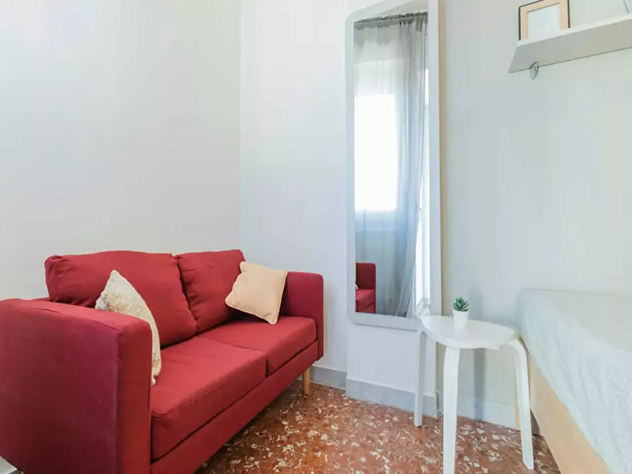 Immagine 6 di Camera in affitto  in Via Eugenio Torelli Viollier a Roma