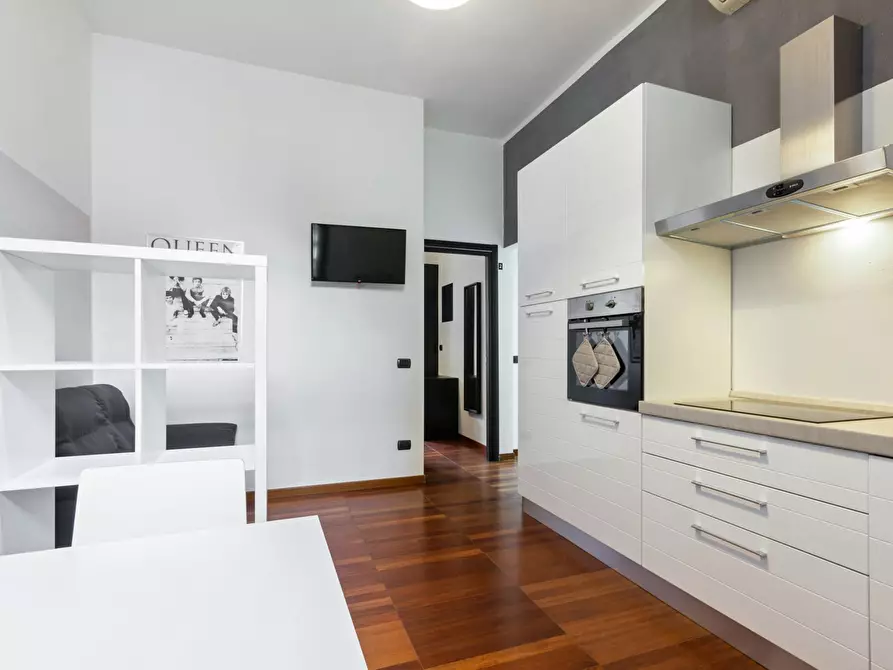 Immagine 9 di Camera in affitto  in Via Giuseppe Massarenti a Milano