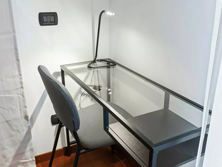 Immagine 4 di Camera in affitto  in Via Giuseppe Massarenti a Milano