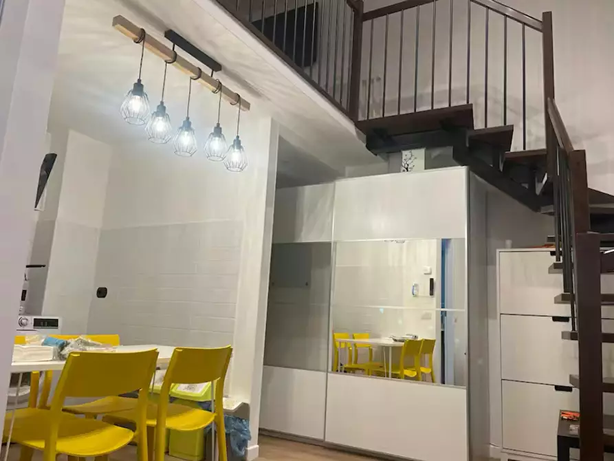 Immagine 1 di Camera condivisa in affitto  in Via Giovanni Battista Sammartini a Milano