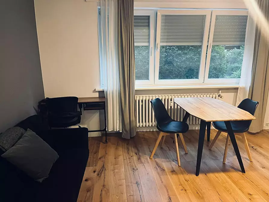 Immagine 1 di Appartamento in affitto  in Damaschkestraße a Berlin