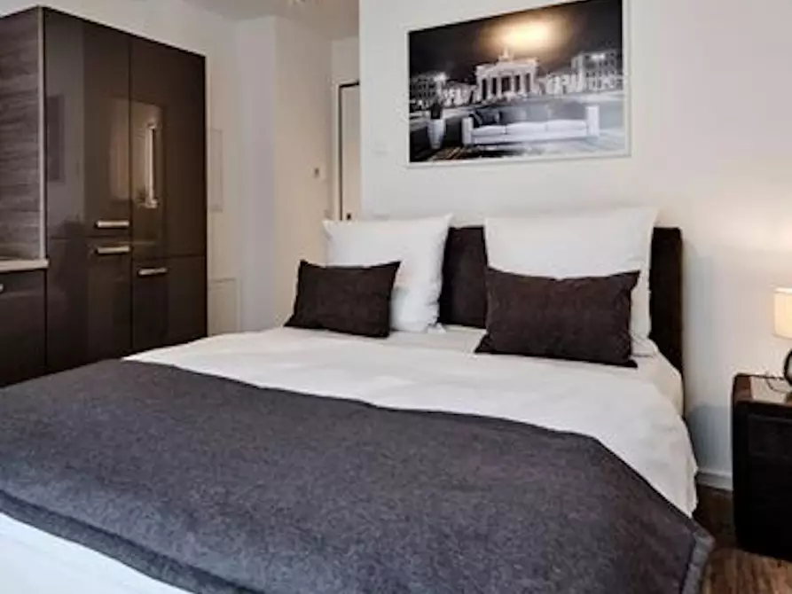 Immagine 4 di Appartamento in affitto  in Brunnenstraße a Berlin