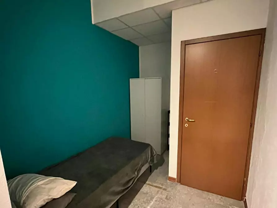Immagine 1 di Camera in affitto  in Viale Giuseppe Barilli Quirico Filopanti a Bologna