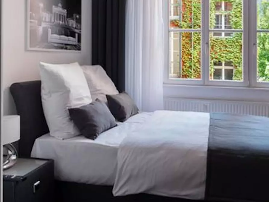 Immagine 2 di Appartamento in affitto  in Brunnenstraße a Berlin
