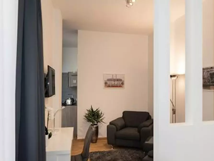 Immagine 7 di Appartamento in affitto  in Brunnenstraße a Berlin