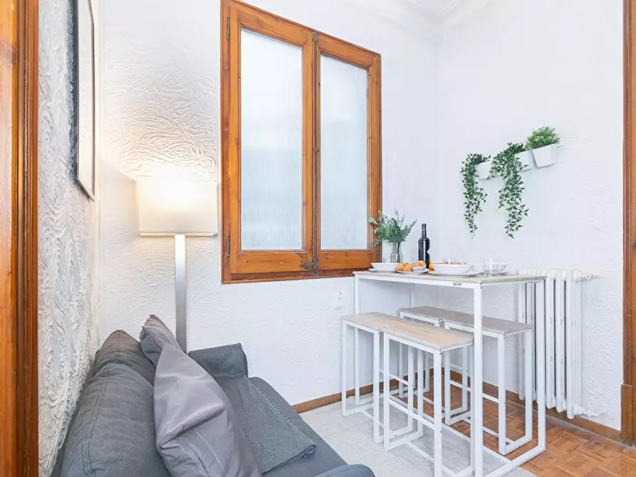 Immagine 8 di Camera in affitto  in Carrer de Balmes a Barcelona