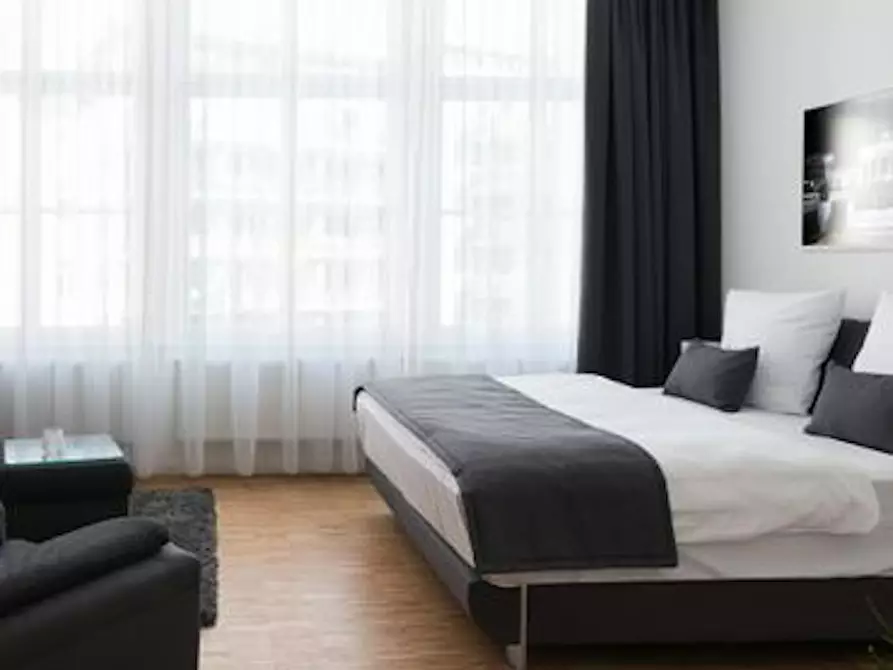 Immagine 2 di Appartamento in affitto  in Brunnenstraße a Berlin