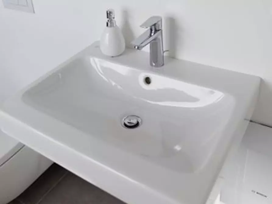 Immagine 4 di Appartamento in affitto  in Brunnenstraße a Berlin