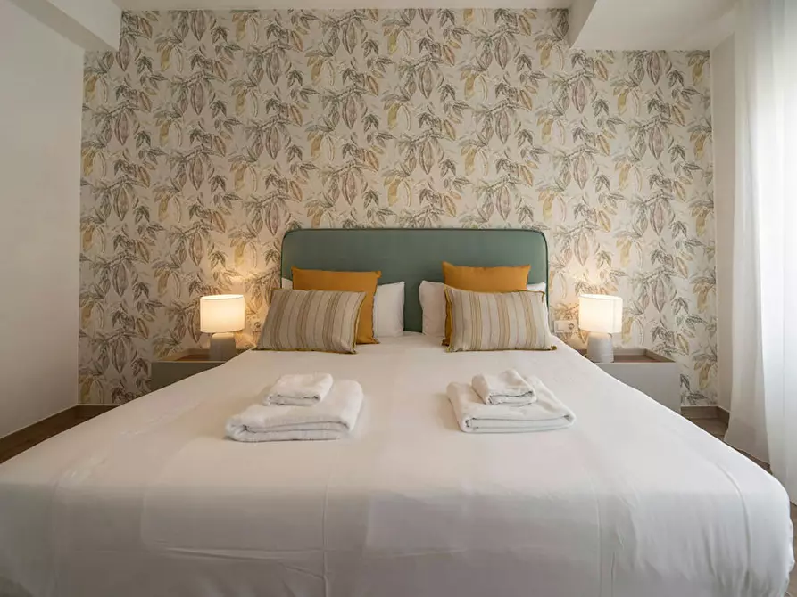 Immagine 1 di Appartamento in affitto  in Calle del Hospital a Valencia