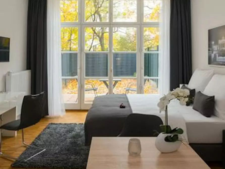 Immagine 4 di Appartamento in affitto  in Brunnenstraße a Berlin