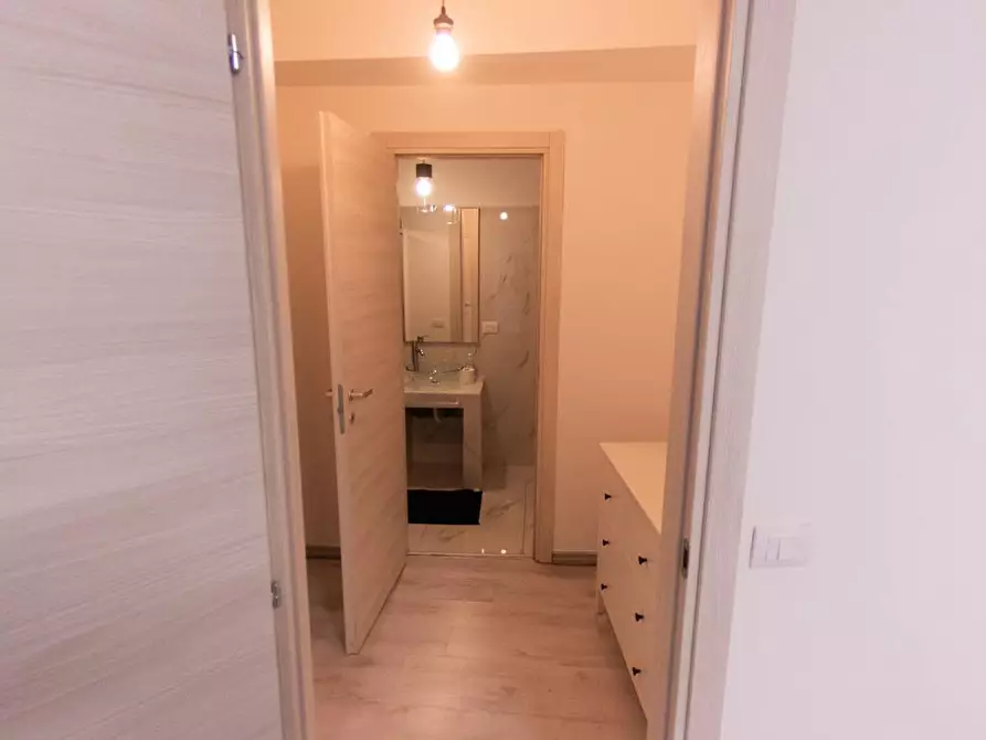 Immagine 10 di Camera in affitto  in Via Privata Claudia a Milano