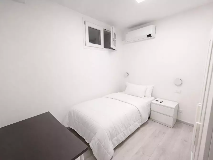 Immagine 1 di Camera in affitto  in Via Privata Claudia a Milano