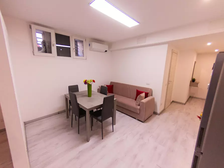 Immagine 3 di Camera in affitto  in Via Privata Claudia a Milano