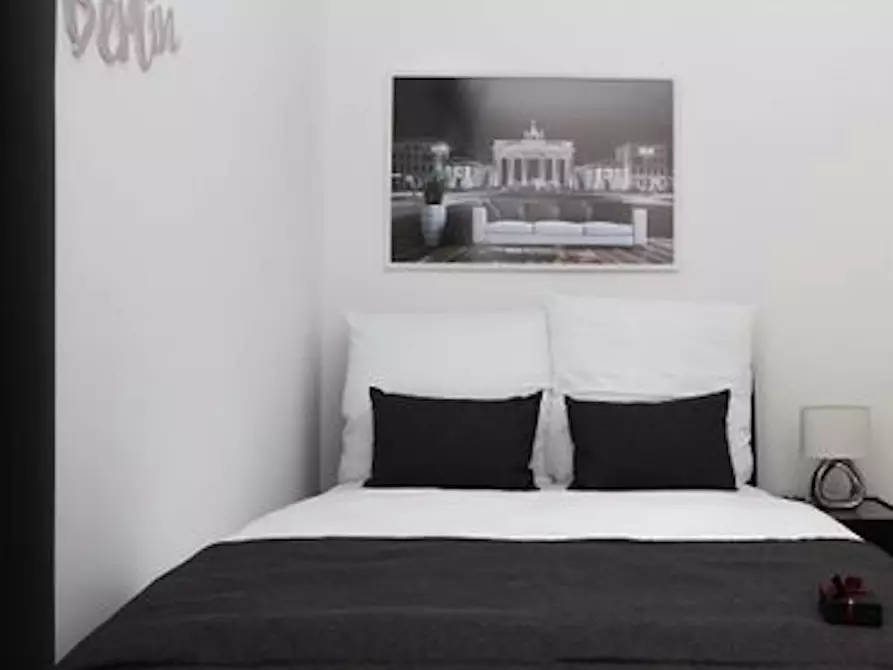 Immagine 2 di Appartamento in affitto  in Brunnenstraße a Berlin