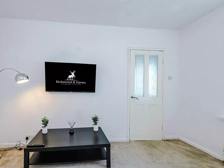 Immagine 3 di Casa indipendente in affitto  in Bertie Street a Queensbury