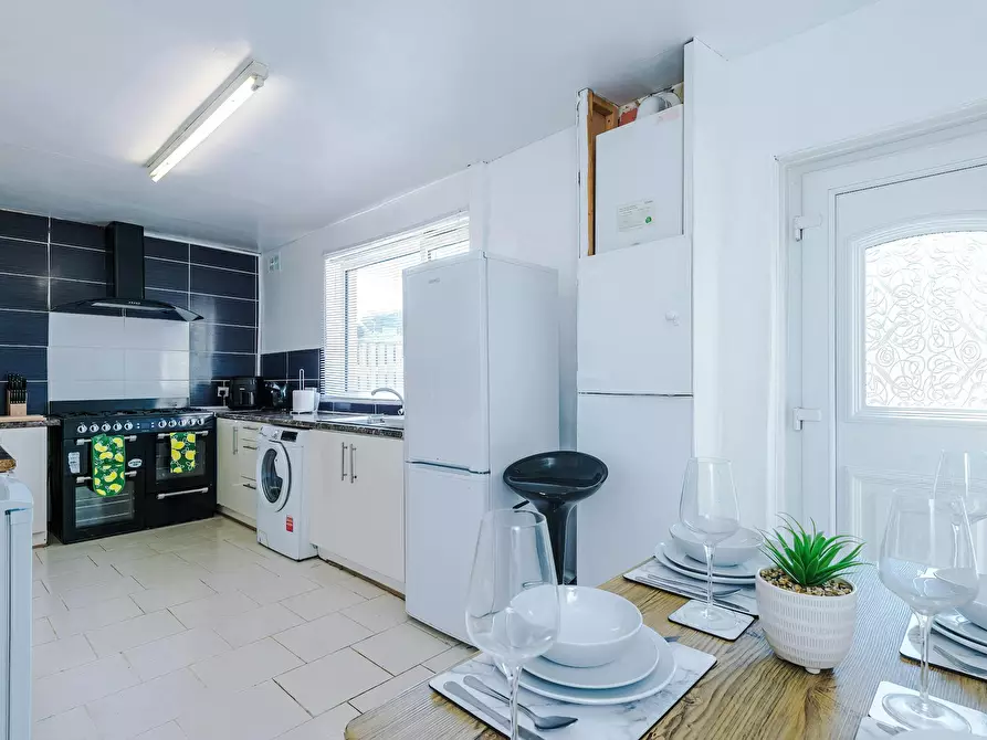 Immagine 9 di Casa indipendente in affitto  in Bertie Street a Queensbury