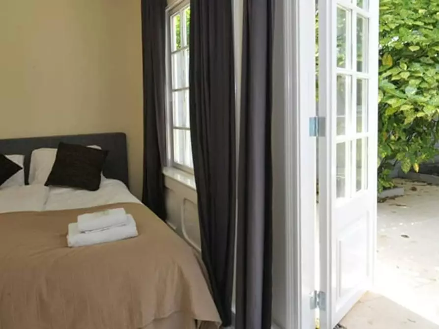 Immagine 6 di Appartamento in affitto  in Derde Kostverlorenkade a Amsterdam