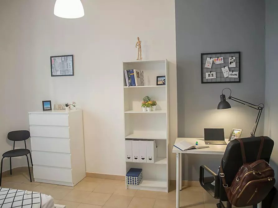 Immagine 3 di Camera in affitto  in Piazza San Francesco D'Assisi a Foggia