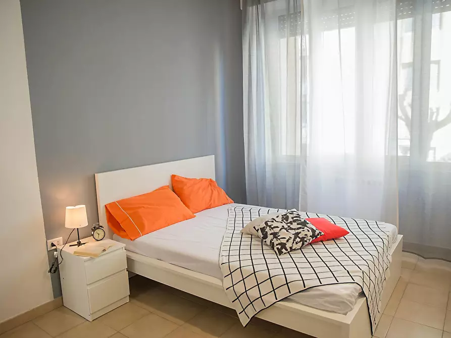 Immagine 2 di Camera in affitto  in Piazza San Francesco D'Assisi a Foggia