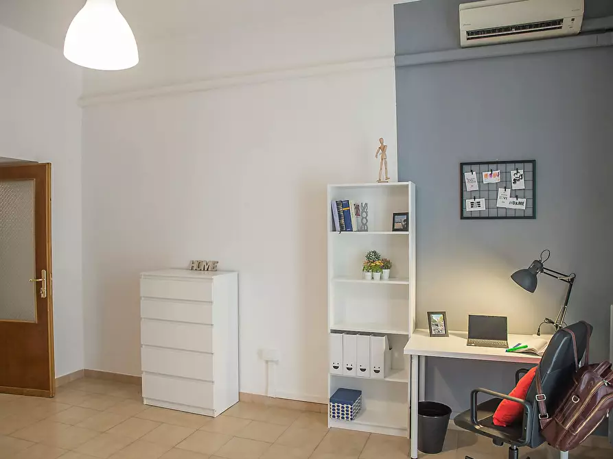 Immagine 3 di Camera in affitto  in Piazza San Francesco D'Assisi a Foggia