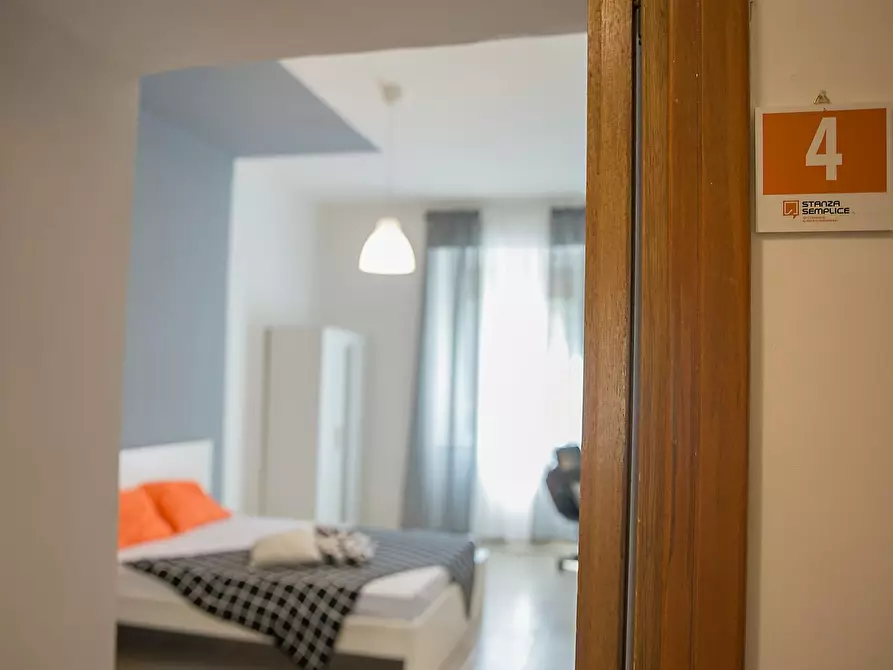 Immagine 1 di Camera in affitto  in Piazza San Francesco D'Assisi a Foggia