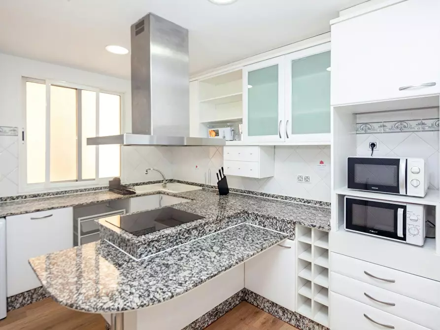 Immagine 7 di Camera in affitto  in Carrer de Rodrigo de Pertegás a Valencia