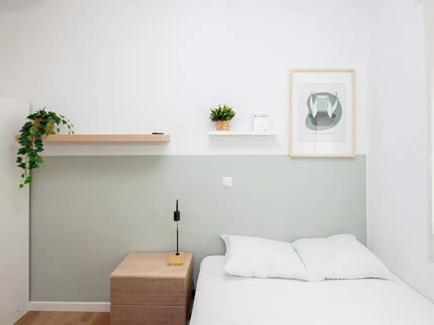 Immagine 4 di Camera in affitto  in Carrer de Rodrigo de Pertegás a Valencia