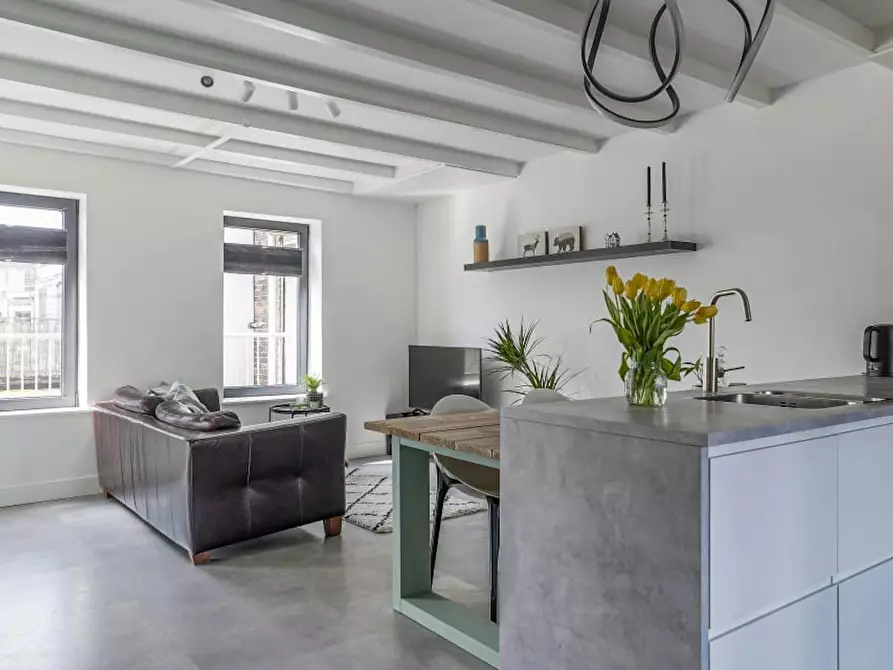 Immagine 5 di Appartamento in affitto  in Bilderdijkkade a Amsterdam