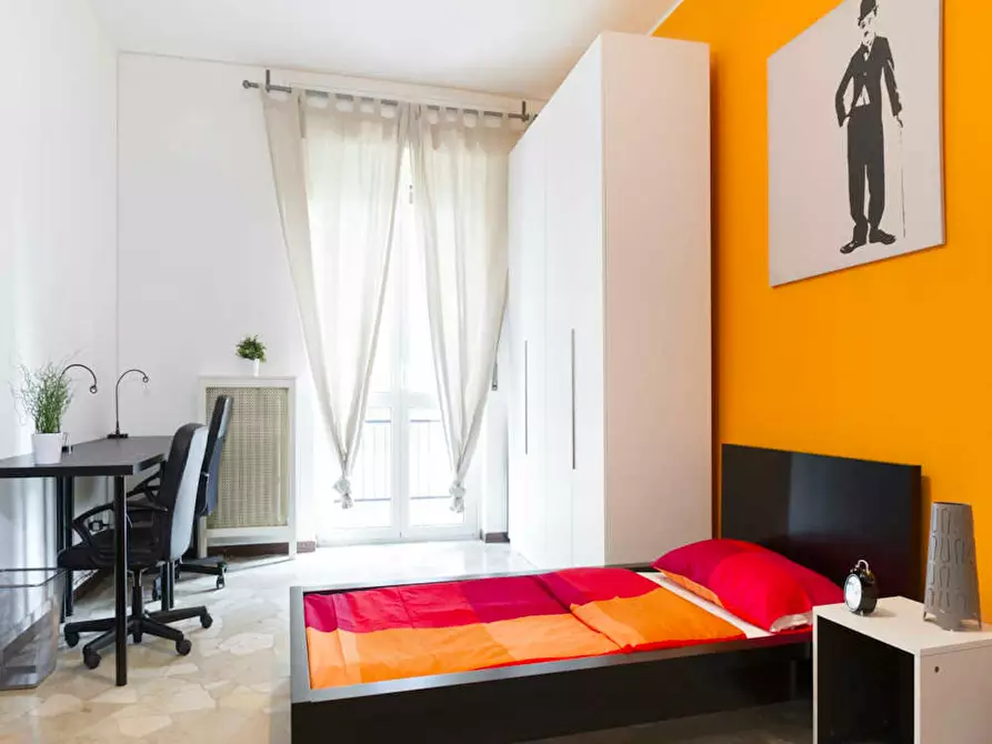 Immagine 3 di Camera in affitto  in Via Savona a Milano