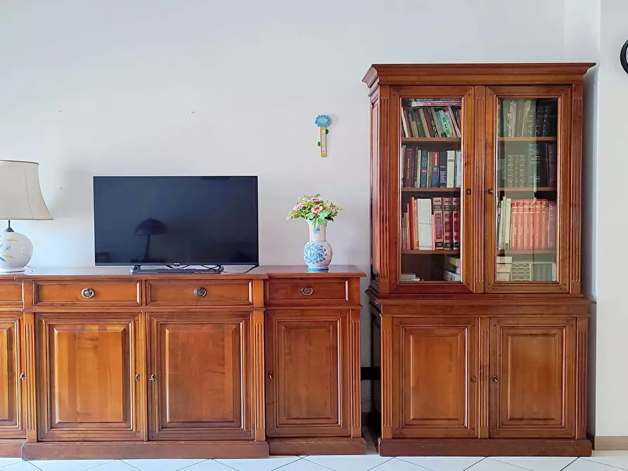 Immagine 9 di Appartamento in affitto  in Via Novara a Milano