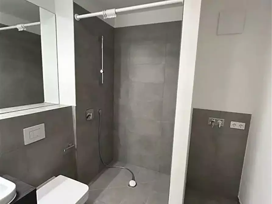 Immagine 9 di Appartamento in affitto  in Beckumer Straße a Berlin