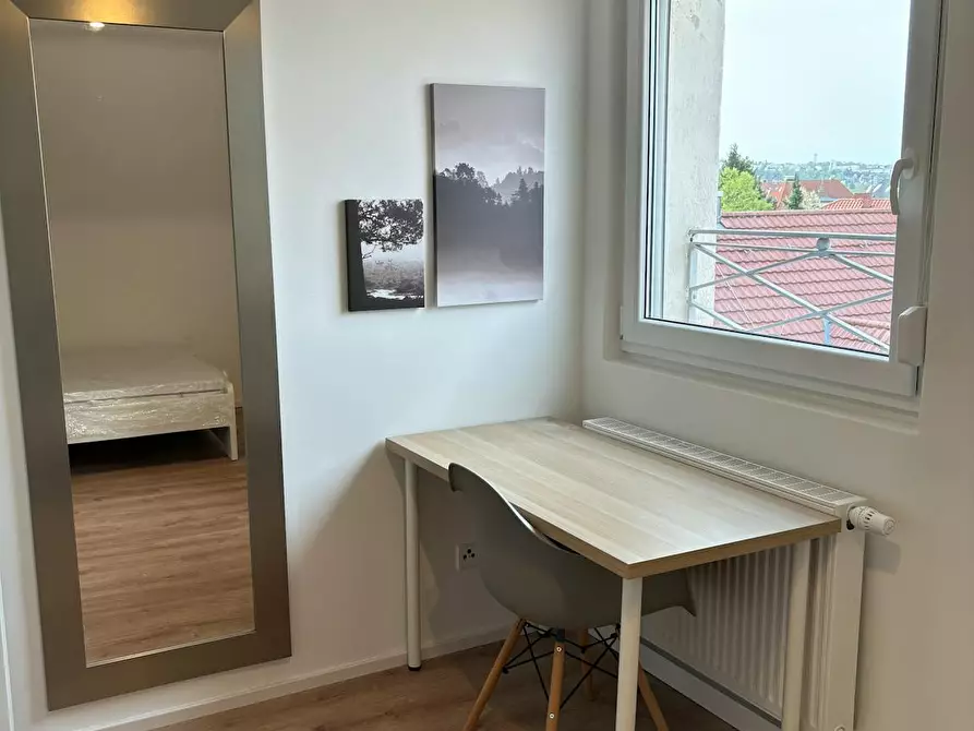 Immagine 1 di Camera in affitto  in Schwarenbergstraße a Stuttgart Stuttgart-Mitte