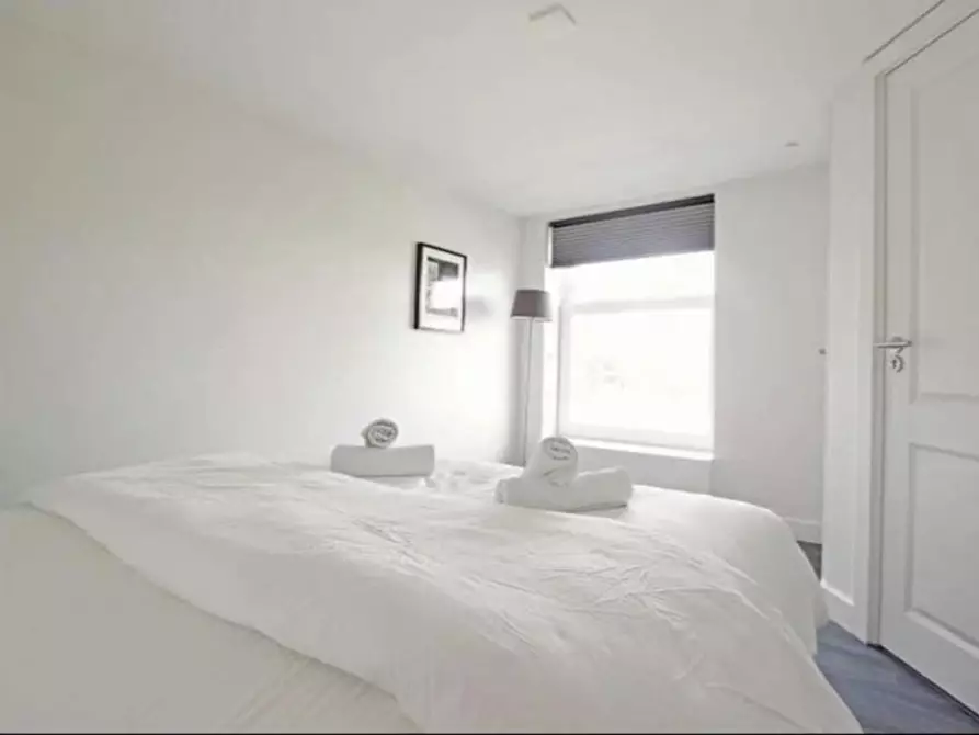 Immagine 9 di Appartamento in affitto  in Haarlemmer Houttuinen a Amsterdam