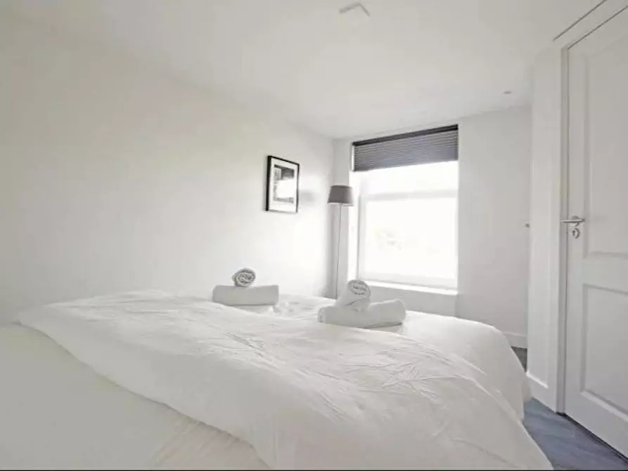 Immagine 6 di Appartamento in affitto  in Haarlemmer Houttuinen a Amsterdam