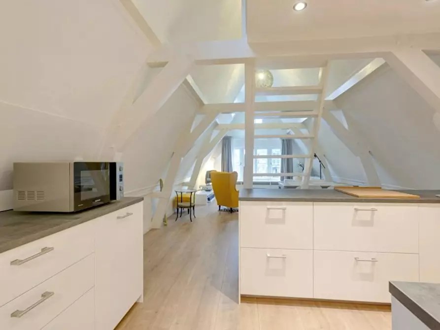 Immagine 5 di Appartamento in affitto  in Warmoesstraat a Amsterdam