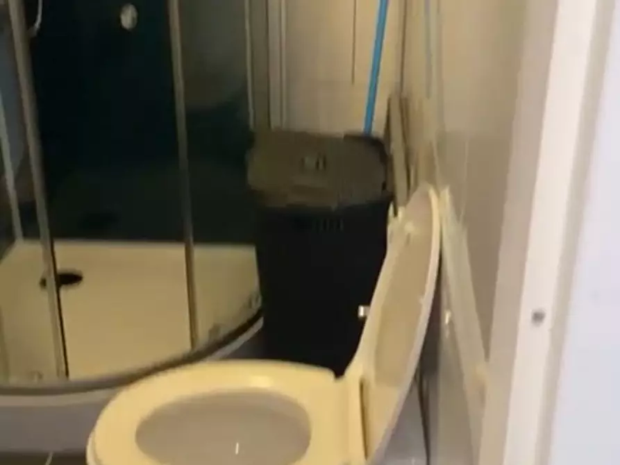 Immagine 6 di Camera in affitto  in Van der Woudendijk a 's-Gravenhage